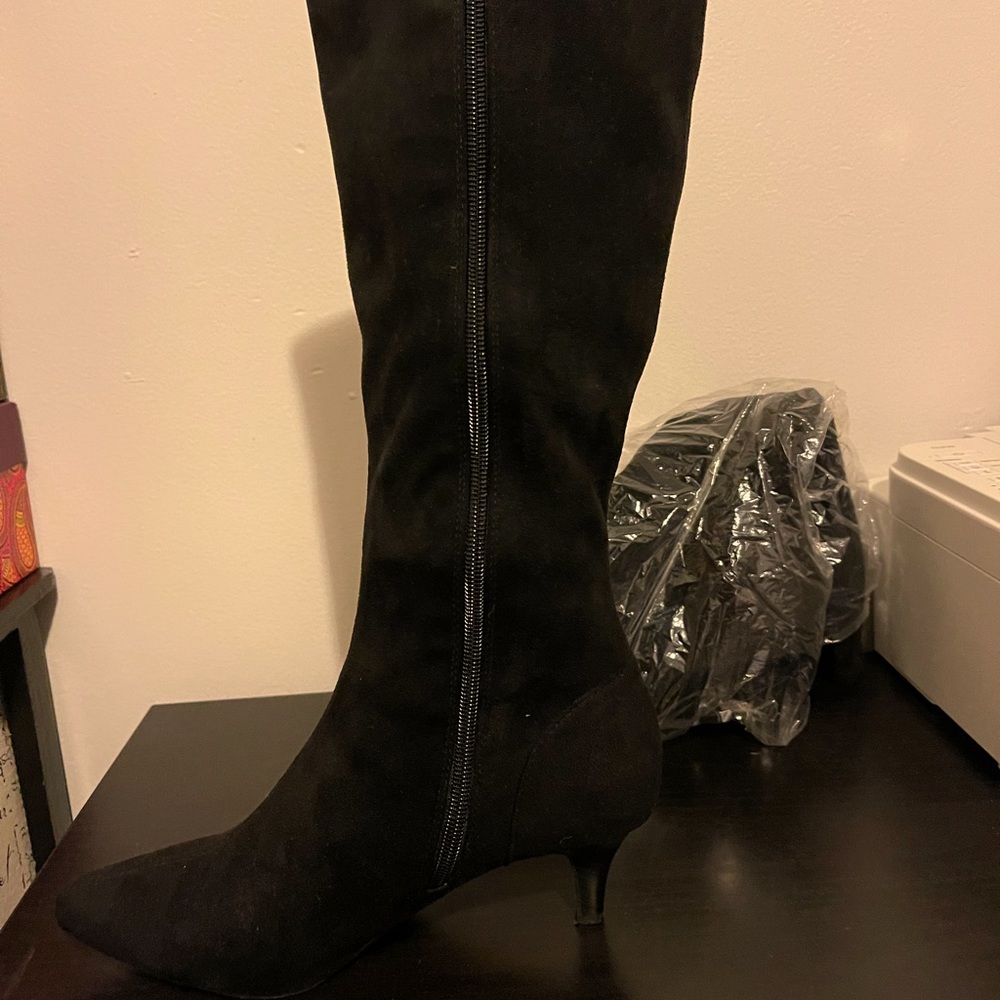 Black Booties - Picture 2 of 3